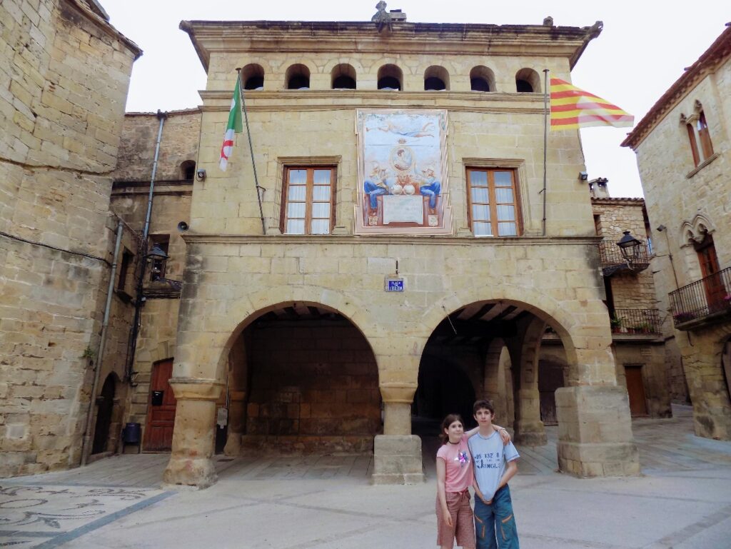 Horta de Sant Joan. Ayuntamiento