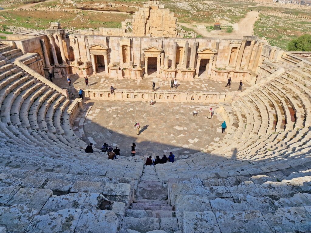 Jerash. Teatro sur