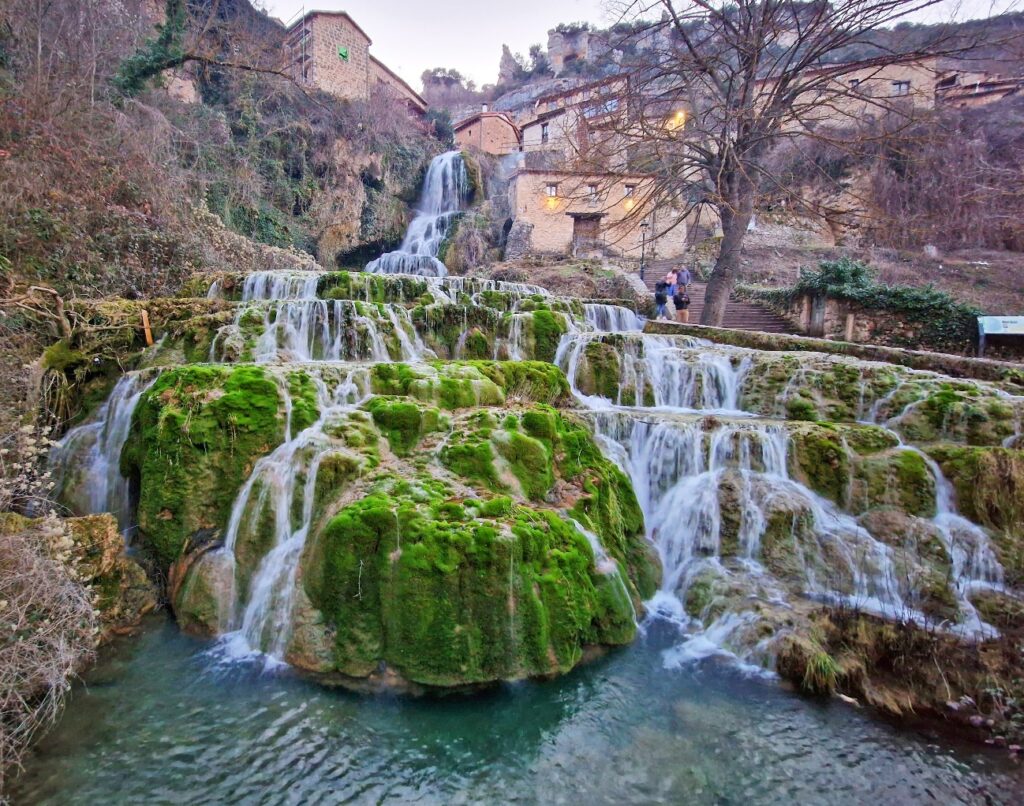 Cascada de Orbaneja del Castillo