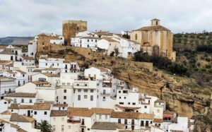 Setenil de las Bodegas.