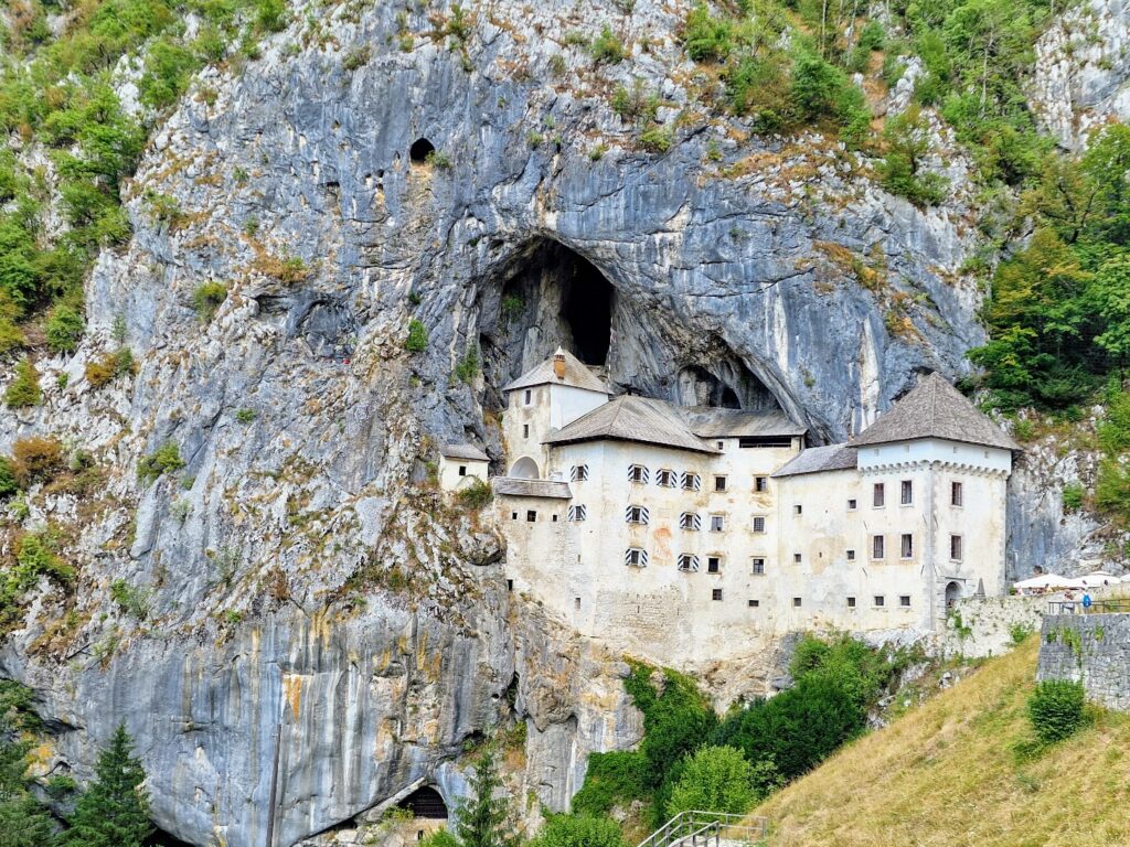 castillo de Predjama