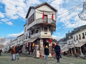 qué ver en Gjirokaster. Qafa e Pazarit